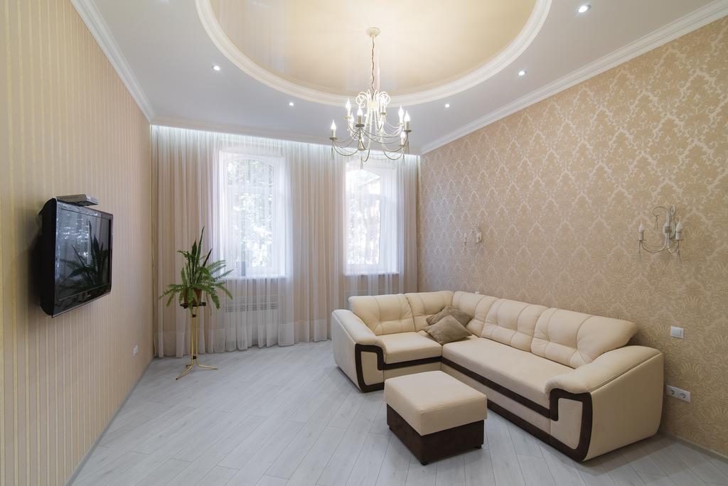Vip Apartment Na Derebasovskoi Odesa Exterior photo